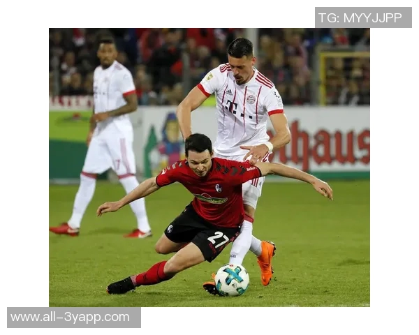 拜仁对阵弗赖堡海报发布迪亚斯卡尔贝斯特齐亮相剑指三分