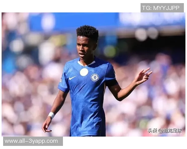 埃斯特旺谈球队战术与语言学习的重要性助力融入新环境